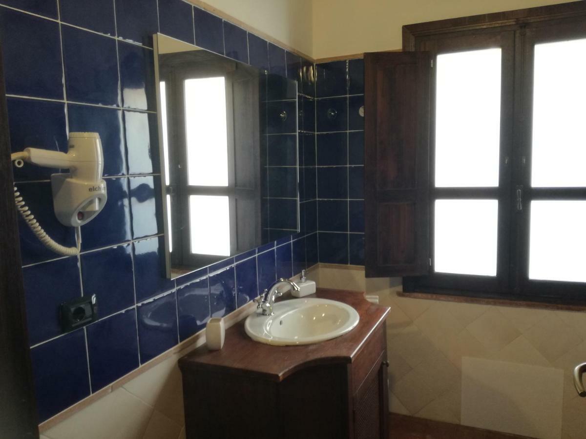 Hotel Punta Moros Tertenìa Eksteriør bilde